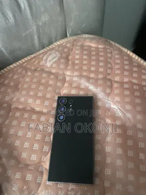 Samsung Galaxy S24 Ultra 1TB Baki (Refurbished)
