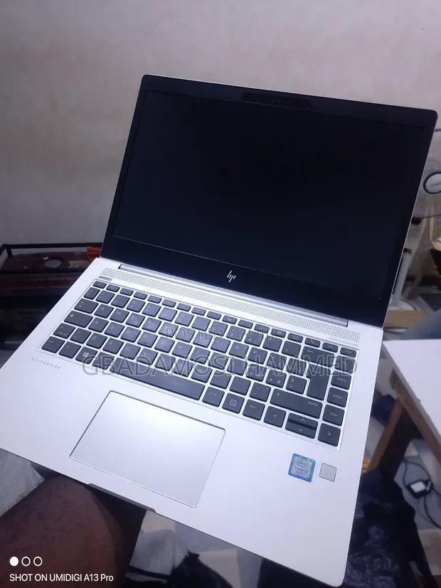 HP EliteBook 1040 G4 Laptop - 8GB RAM, 512GB SSD - 1