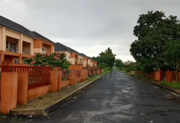 Furnished 5-Bedroom Duplex for Sale a Port Harcourt - 1