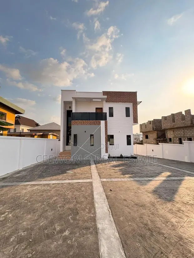 4 Bedroom Detached Duplex a ke Oluyole Estate, Ibadan - 1