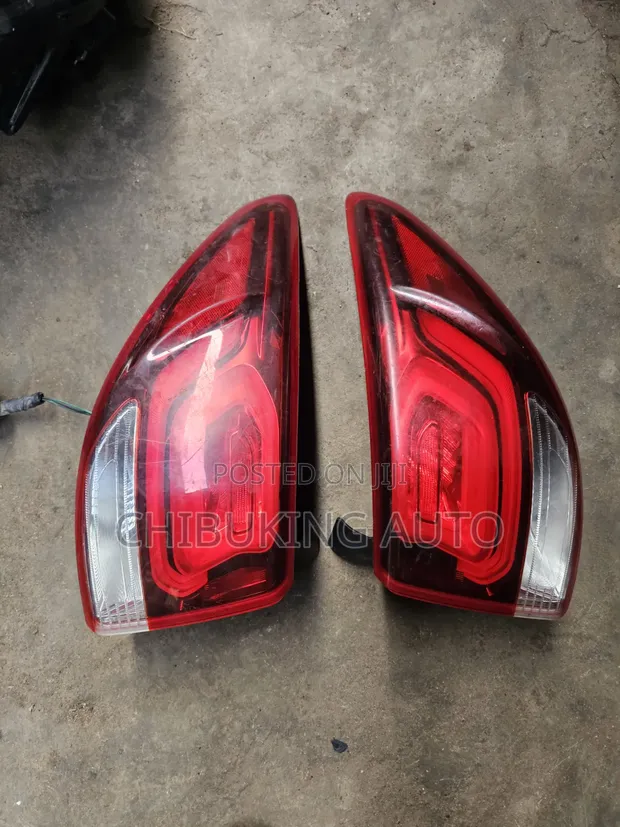 Hyundai Santa Fe 2017 Fog Lights (Used) - 1