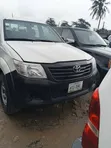 2013 Toyota Hilux White - 1