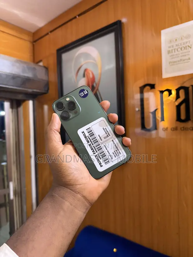 Apple iPhone 13 Pro 128GB Green - 1