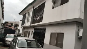 3-Bedroom Duplex Don Sayarwa a Abule Egba