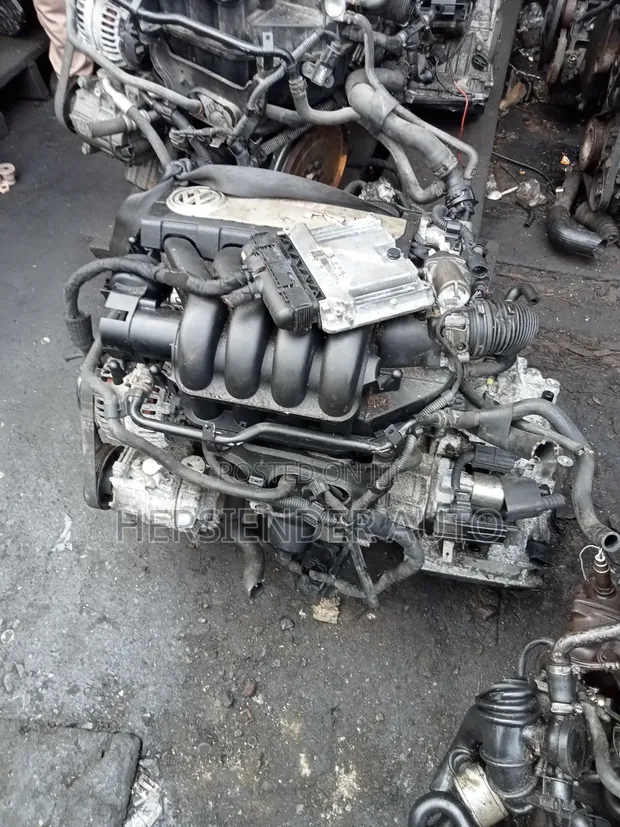Volkswagen 2.0 FSI Non-Turbo Engine & Gearbox - 1