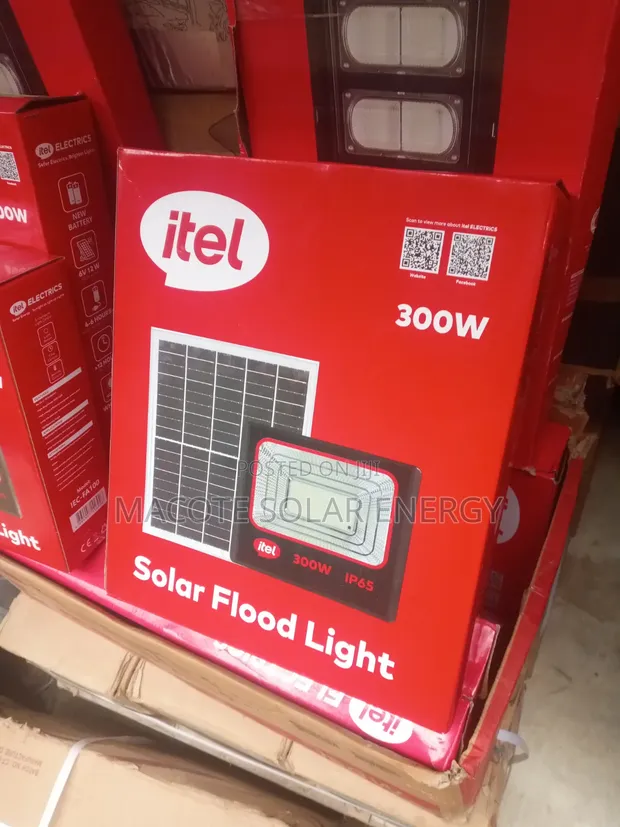 300W Itel Solar Flood Light with Lithium Battery - 1