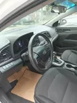 Hyundai Elantra 2018 White - 3