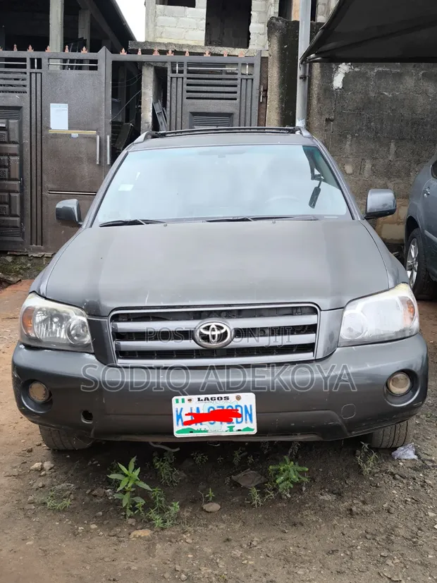 2005 Toyota Highlander Limited V6 SUV - 1