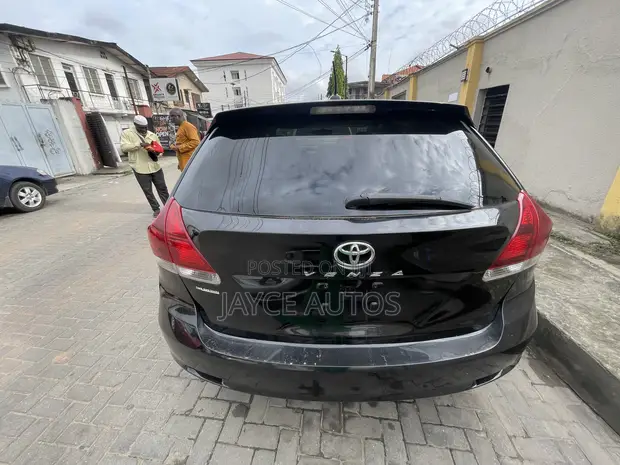 Toyota Venza 2014 Black - 1