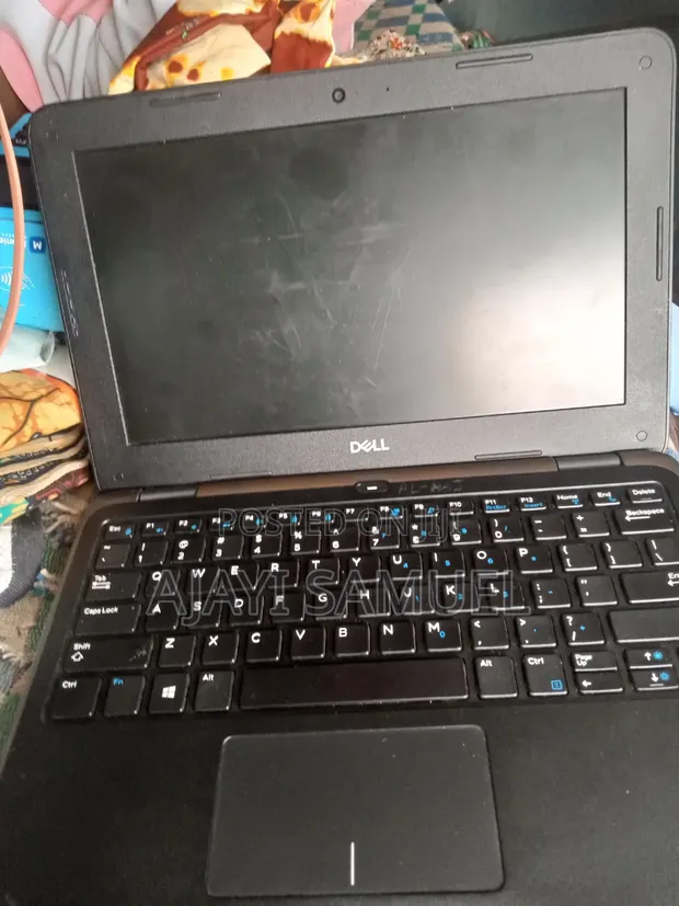Dell Latitude 5400 Laptop - Intel Core i5, 4GB RAM, HDD+SSD - 1