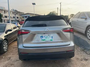 2018 Lexus NX 200 FWD SUV Gray