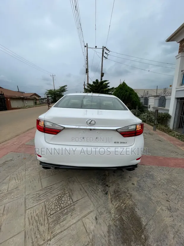 2015 Lexus ES 350 FWD Sedan - White - 1