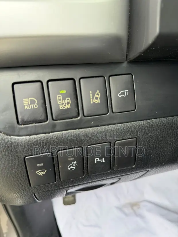 2015 Toyota Highlander Limited SUV AWD - 1