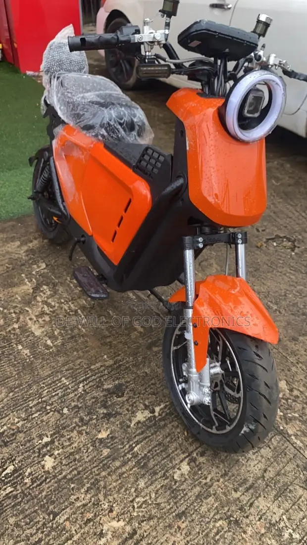 Brand New Electric Scooter 2026 Orange - 1