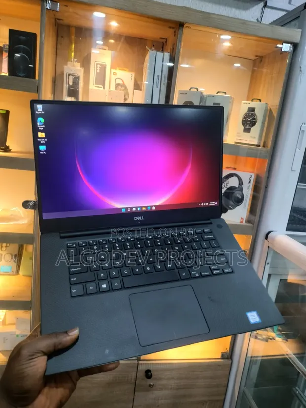 Dell XPS 15 9570 Laptop - Core i7, 16GB RAM, 512GB SSD - 1