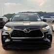 2020 Toyota Highlander XLE AWD Black - 1