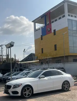 Mercedes-Benz C300 Farar 2016
