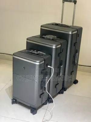 Luxury Hardshell Smart Travel Suitcase mai USB Charging