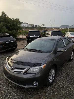 2013 Toyota Corolla LE Sedan