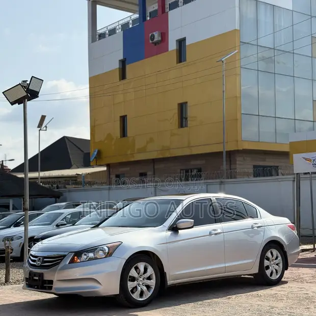 Honda Accord 2008 Silver - 1
