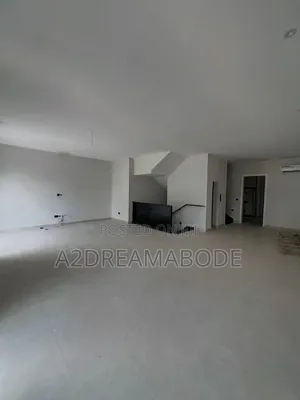 4-Bedroom Duplex with Pool & Lift in Ikoyi, Banana Island