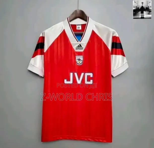Arsenal JVC Red Retro Jersey - 1