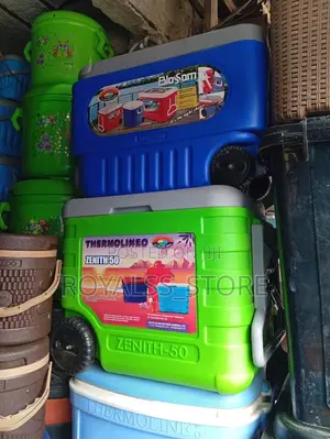 50L Insulated Heavy Duty Cooler Box with Wheels