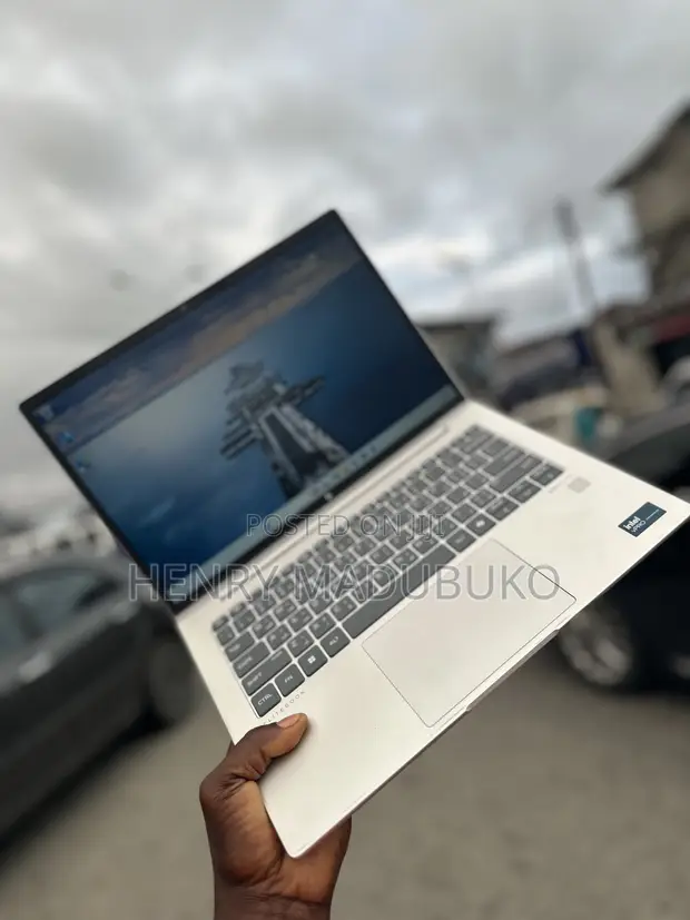 New HP EliteBook 640 G11 Laptop: Intel Core Ultra 7, 32GB RAM, 512GB SSD - 1