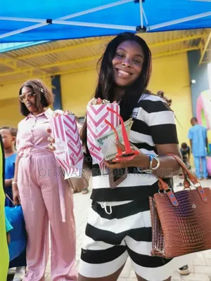 Shirya Tarurrukan Yara: Popcorn, Candy Floss & Mascots