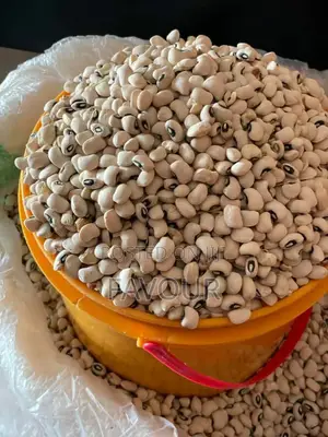 Sweet Oloyin Beans - Per Paint Bucket & Bag