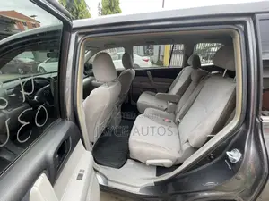 Toyota Highlander 2013 Gray