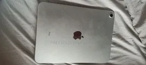 Apple iPad (2022) 256GB Gray - For Parts