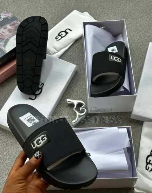 Louis Vuitton Multicolor Logo Sneakers - 1