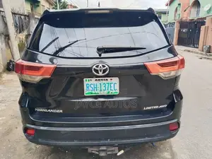 Toyota Highlander 2014 Black (Upgraded to 2017)