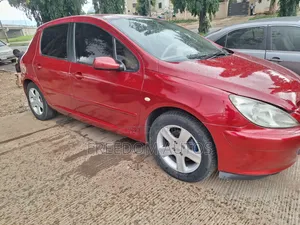 Peugeot 307 2008 Red