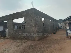 Rabin Tallafi: 1 Plot Ƙasa Mai Kallon Babbar Hanya a Epe