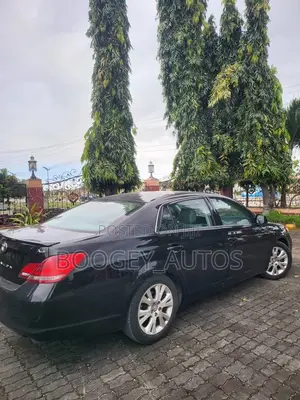 Toyota Avalon 2008 Baki