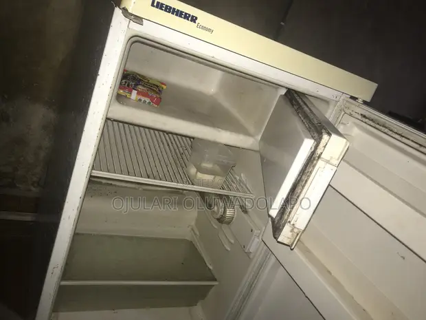 Used Better Homes & Gardens Fridge - 3 Months Old - 1