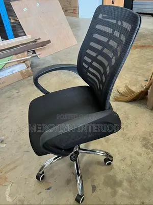 Boss Office Products Swivel Mesh Chair - Brand New