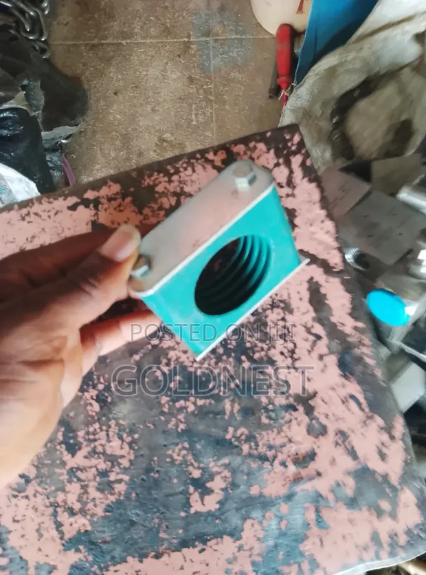 Polypropylene Hydraulic Pipe Clamp - 1
