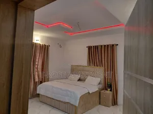 T-Rose Apartment - Newly Built 2 Bedroom Short Let