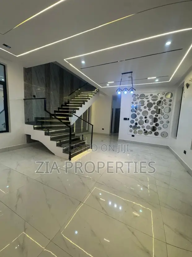5-Bedroom Luxury Duplex with Cinema & BQ in Sangotedo - 1