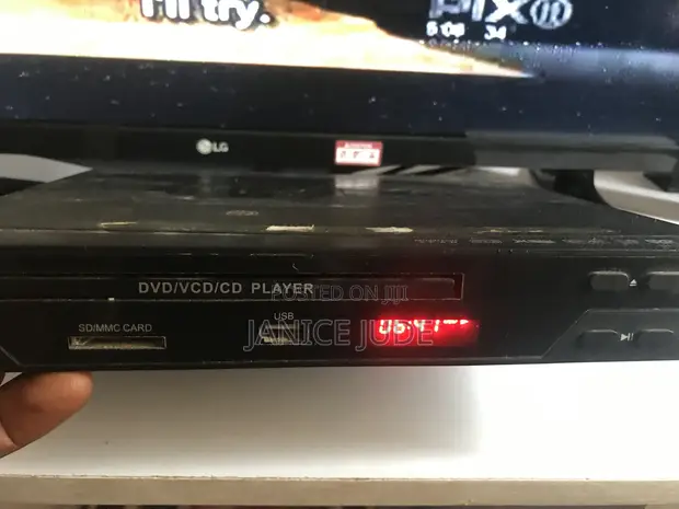 LG DV505 DVD Player - 1