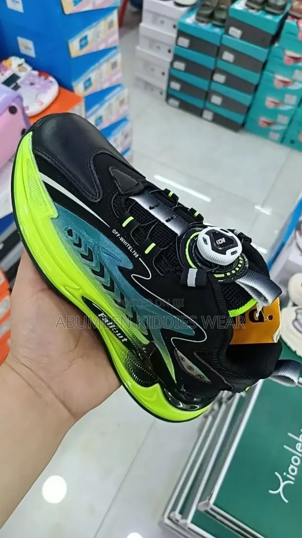Fashion Sneakers for Children - 1