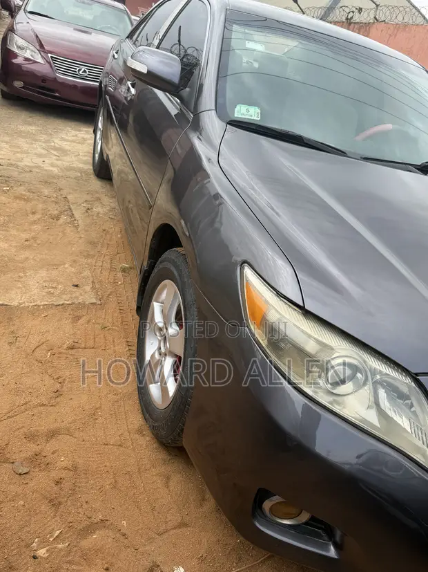 2011 Toyota Camry LE Sedan - Gray - 1