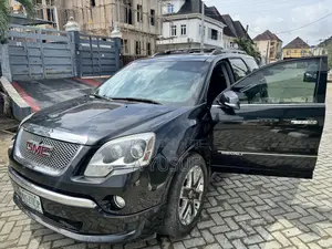 2012 GMC Acadia Denali AWD
