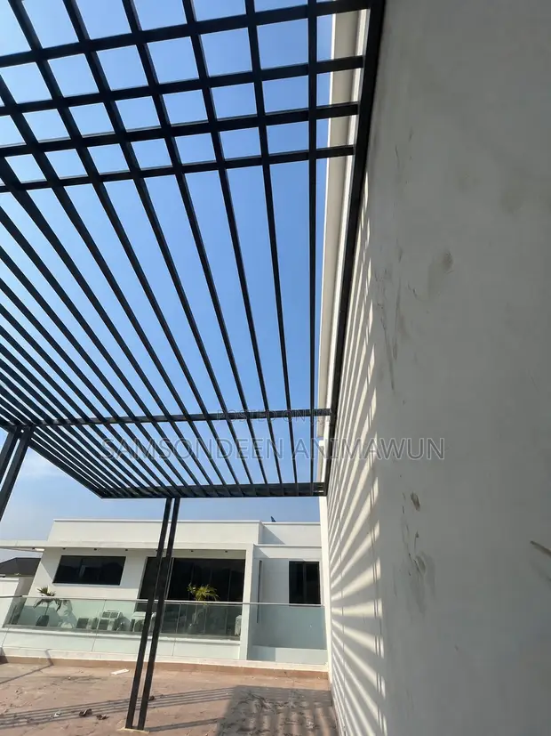 Outdoor Pergola Canopy | Modern Architectural Design - 1