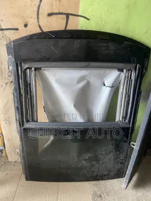 Amfani da Rufin Panoramic don Lexus RX 350 (2018)