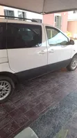 Toyota Sienna 2002 White - 4