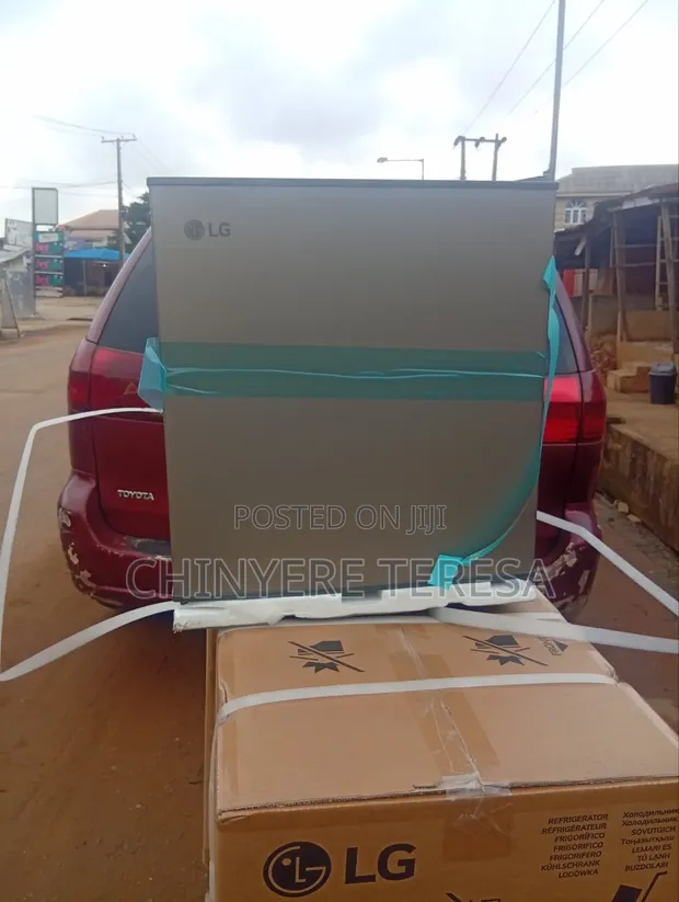 LG Refrigerator 45L, Model Ref 041pqcf - 1